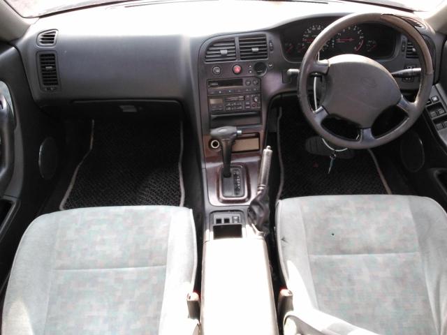 HR33058003 - 1993 NISSAN SKYLINE WHITE photo 8