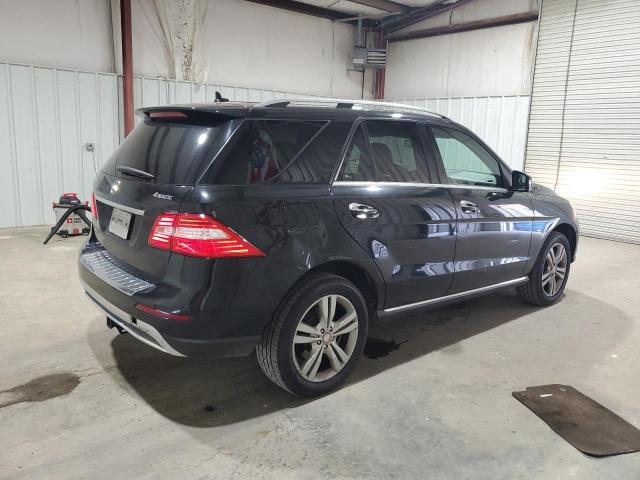 4JGDA5HB2CA091784 - 2012 MERCEDES-BENZ ML 350 4MATIC BLACK photo 3
