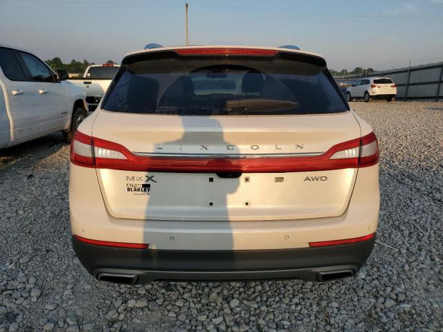 2LMTJ8LR1GBL57215 - 2016 LINCOLN MKX RESERVE თეთრი ფოტო 6