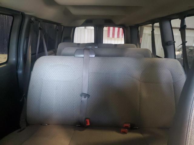 1GAZGPFP6J1233644 - 2018 CHEVROLET EXPRESS G3 LT WHITE photo 10