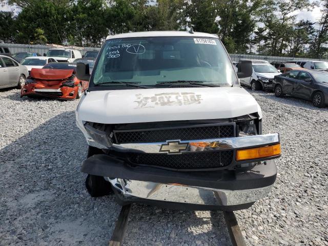 1GAZGPFP6J1233644 - 2018 CHEVROLET EXPRESS G3 LT WHITE photo 5