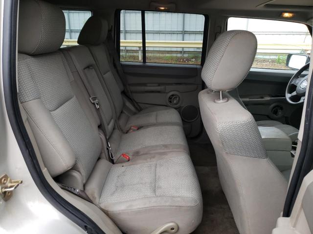 1J8HG48N56C366462 - 2006 JEEP COMMANDER 金色 照片 11