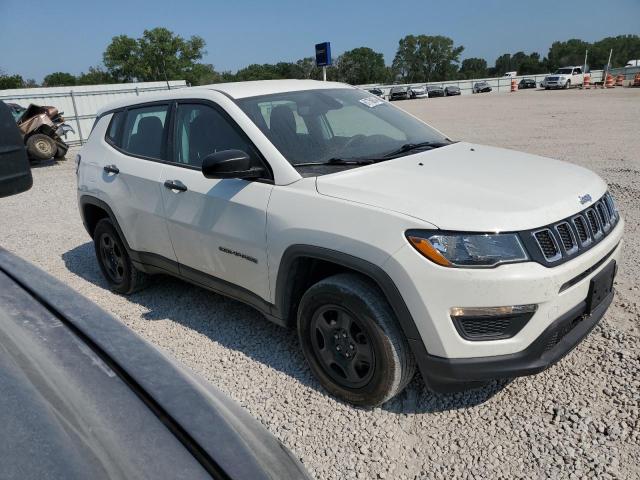 3C4NJDAB3JT432757 - 2018 JEEP COMPASS SPORT WHITE photo 4