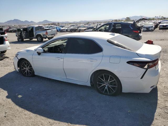 4T1G11AK8RU227293 - 2024 TOYOTA CAMRY SE NIGHT SHADE WHITE photo 2