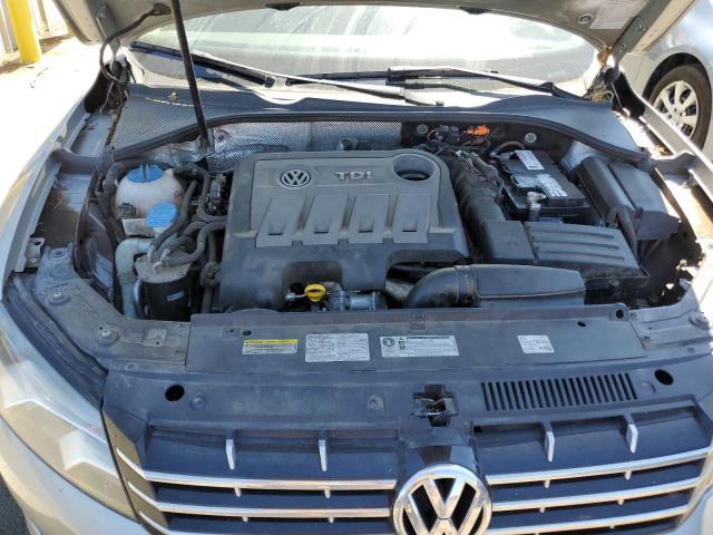 1VWCN7A37EC012682 - 2014 VOLKSWAGEN PASSAT SEL SILVER photo 11