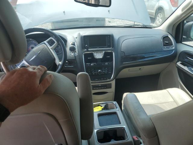 2C4RC1CG4FR554170 - 2015 CHRYSLER TOWN & COU TOURING L SILVER photo 8