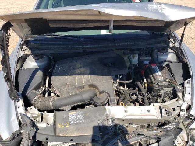 1G1ZC5E04CF198631 - 2012 CHEVROLET MALIBU 1LT SILVER photo 11