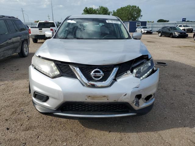 KNMAT2MV4GP624348 - 2016 NISSAN ROGUE S SILVER photo 5