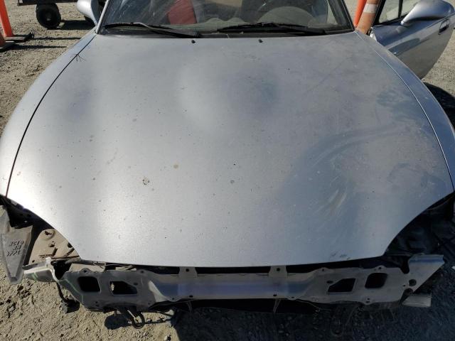 JM1NB3533Y0143895 - 2000 MAZDA MX-5 MIATA BASE SILVER photo 11