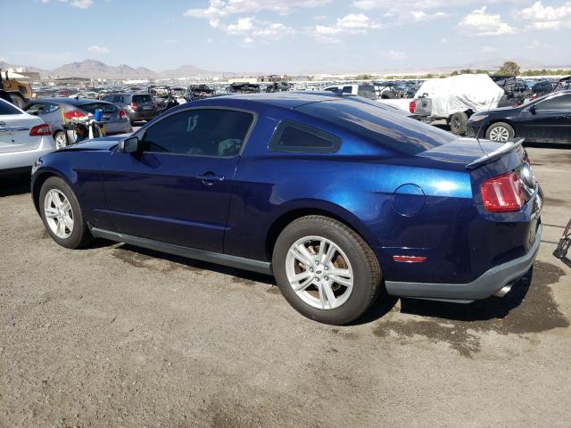 1ZVBP8AM5C5239052 - 2012 FORD MUSTANG BLUE photo 2