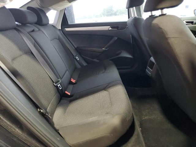 1VWAT7A37HC072558 - 2017 VOLKSWAGEN PASSAT S BLACK photo 10