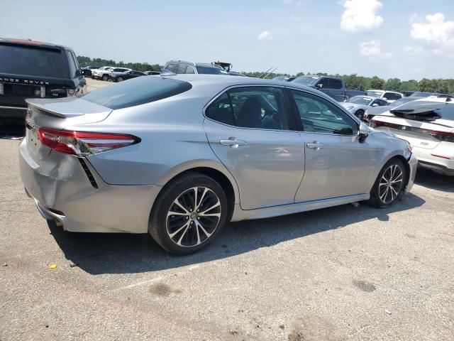 4T1B11HK7KU772889 - 2019 TOYOTA CAMRY L SILVER photo 3