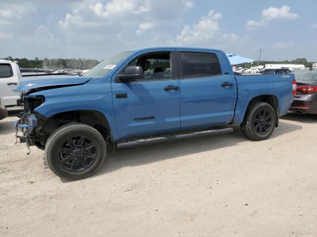 5TFDW5F16KX790914 - 2019 TOYOTA TUNDRA CREWMAX SR5 BLUE photo 1