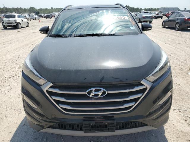 KM8J33A28JU632876 - 2018 HYUNDAI TUCSON VALUE BLACK photo 5