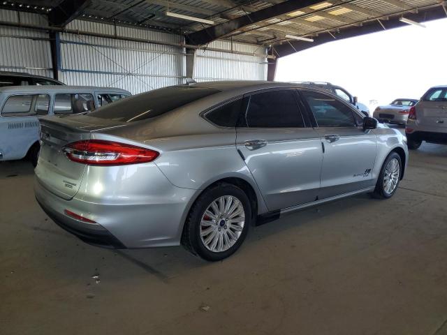 3FA6P0RUXLR216797 - 2020 FORD FUSION TITANIUM 银色 照片 3