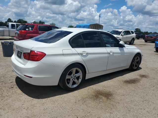 WBA3A5C51CF347284 - 2012 BMW 328 I WHITE photo 3