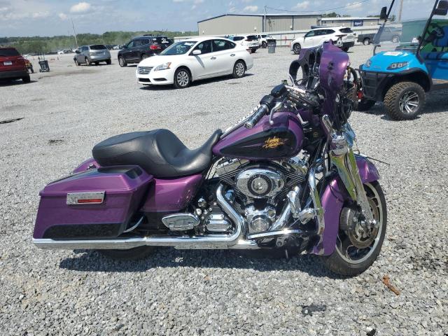 2011 HARLEY-DAVIDSON FLHX, 
