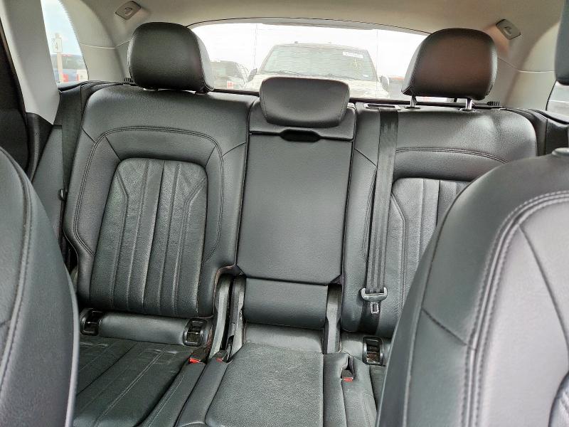 WA1ANAFY3J2025550 - 2018 AUDI Q5 PREMIUM WHITE photo 10