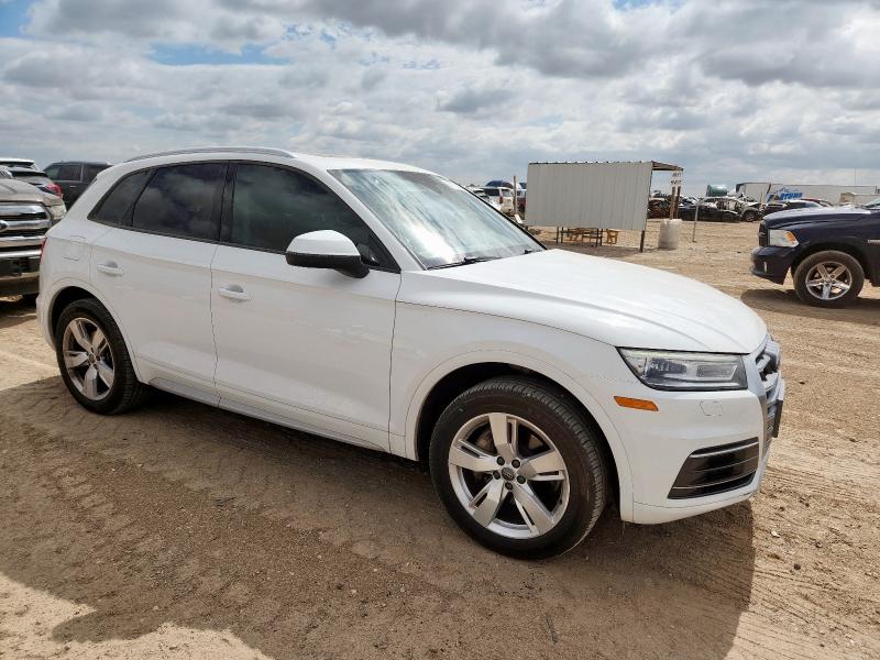 WA1ANAFY3J2025550 - 2018 AUDI Q5 PREMIUM WHITE photo 4