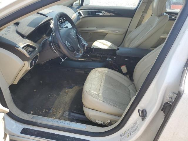 3LN6L2GK8DR828318 - 2013 LINCOLN MKZ WHITE photo 7