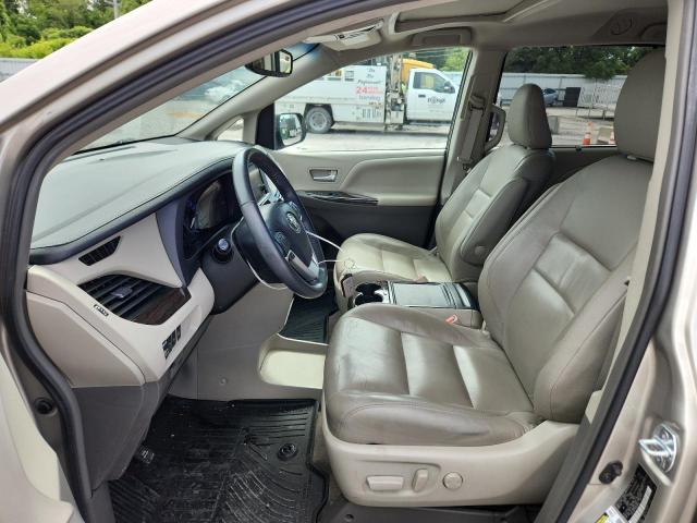 5TDYZ3DC7HS833463 - 2017 TOYOTA SIENNA XLE BEIGE photo 7