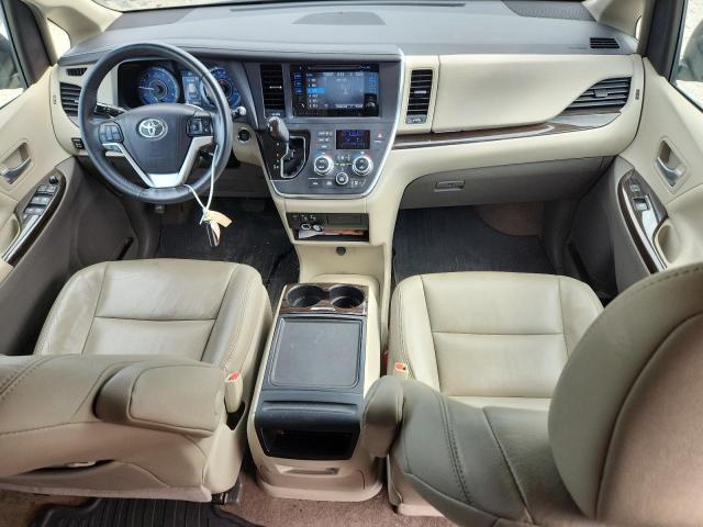5TDYZ3DC7HS833463 - 2017 TOYOTA SIENNA XLE BEIGE photo 8