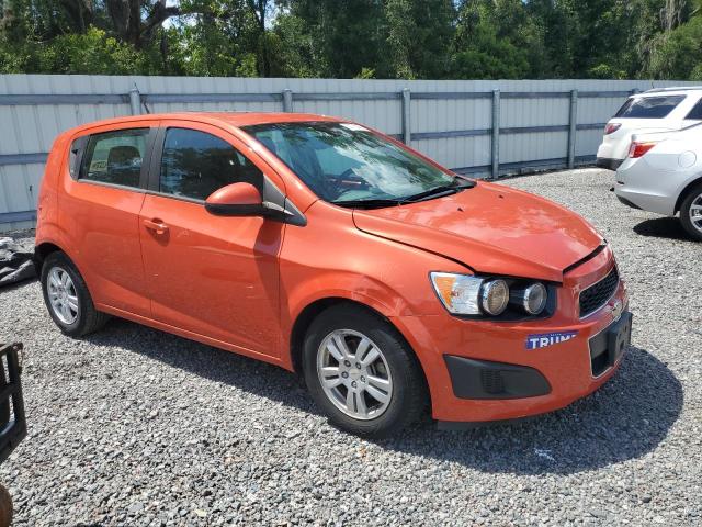 1G1JB6SH0C4126613 - 2012 CHEVROLET SONIC LS RED photo 4