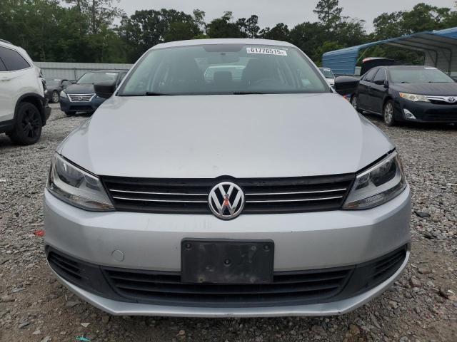 3VW1K7AJ2CM357922 - 2012 VOLKSWAGEN JETTA BASE 银色 照片 5