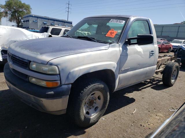 1GBGC24U12Z303581 - 2002 CHEVROLET SILVERADO C2500 WHITE photo 1