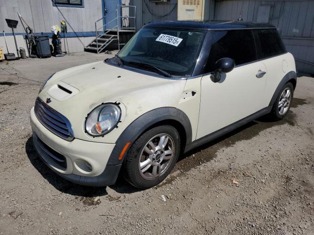 2013 MINI COOPER, null