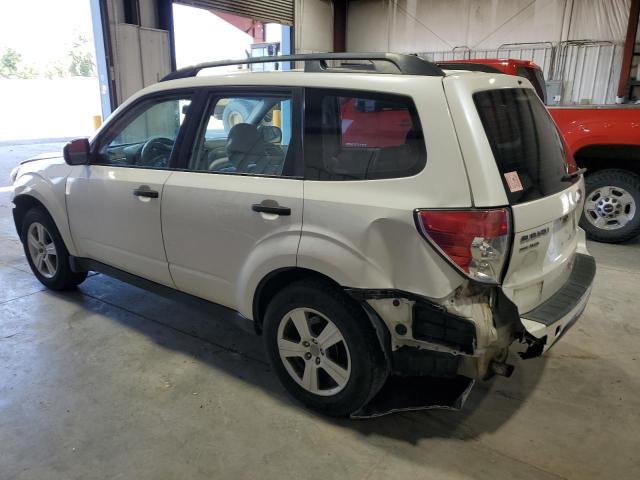 JF2SHABC0BH716868 - 2011 SUBARU FORESTER 2.5X WHITE photo 2