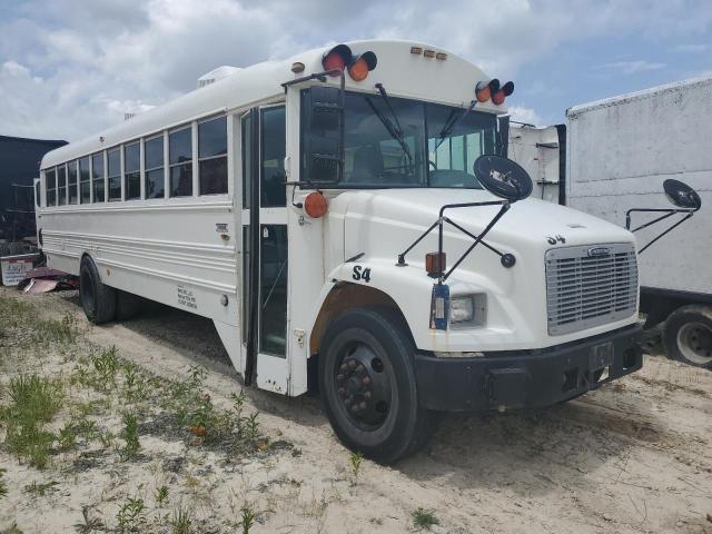 2004 FREIGHTLINER CHASSIS FS65, null
