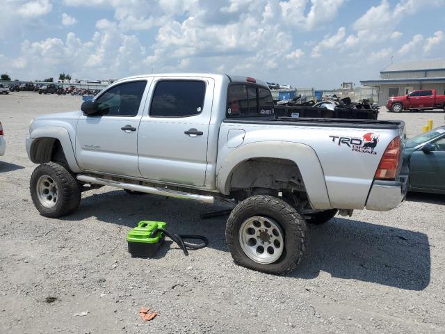 5TEJU62N26Z205347 - 2006 TOYOTA TACOMA DOUBLE CAB PRERUNNER SILVER photo 2