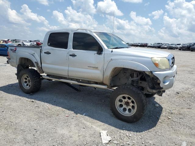 5TEJU62N26Z205347 - 2006 TOYOTA TACOMA DOUBLE CAB PRERUNNER SILVER photo 4