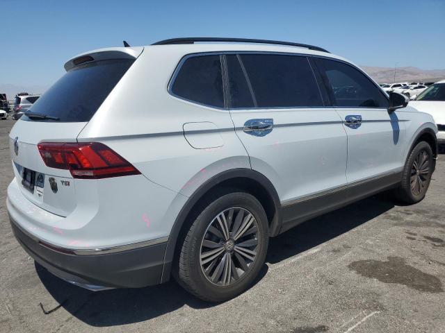 3VV3B7AX9JM040217 - 2018 VOLKSWAGEN TIGUAN SE Blanco foto 3