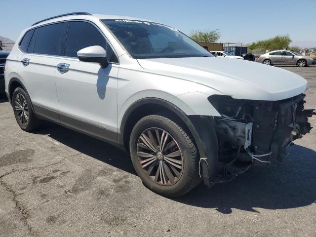 3VV3B7AX9JM040217 - 2018 VOLKSWAGEN TIGUAN SE Blanco foto 4