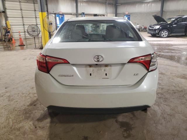 5YFBURHE8JP817659 - 2018 TOYOTA COROLLA LE L WHITE photo 6