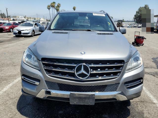 4JGDA5HB8CA015552 - 2012 MERCEDES-BENZ ML 350 4MATIC GRAY photo 5