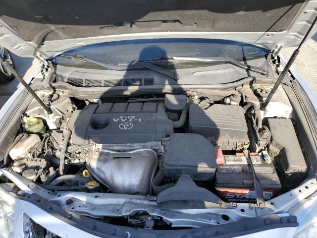 4T1BF3EK8AU511061 - 2010 TOYOTA CAMRY BASE SILVER photo 11