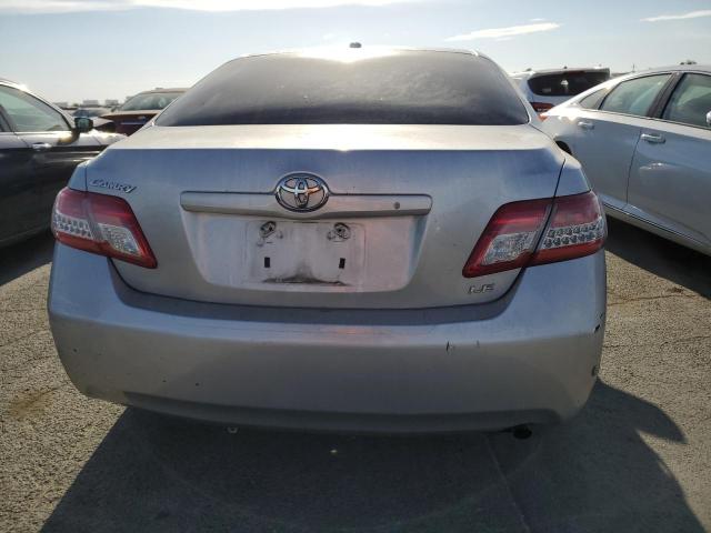 4T1BF3EK8AU511061 - 2010 TOYOTA CAMRY BASE SILVER photo 6