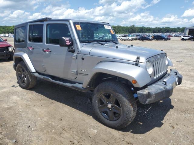 1C4HJWEG8JL873200 - 2018 JEEP WRANGLER UNLIMITED SAHARA Արծաթագույն լուսանկար 4