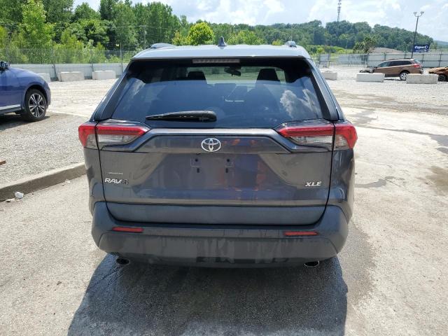 2T3W1RFV0KC004838 - 2019 TOYOTA RAV4 XLE رمادي صورة 6
