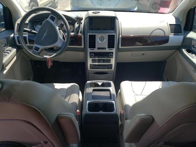 2A4RR5DX3AR123956 - 2010 CHRYSLER TOWN & COU TOURING WHITE photo 8