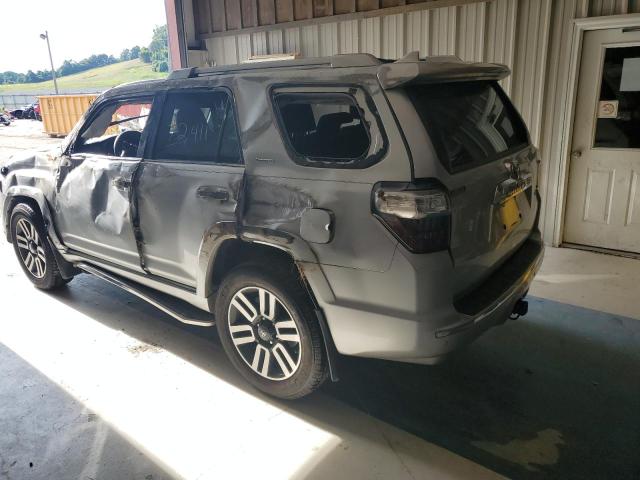 JTEBU5JR0L5794735 - 2020 TOYOTA 4RUNNER SR5/SR5 PREMIUM 银色 照片 2