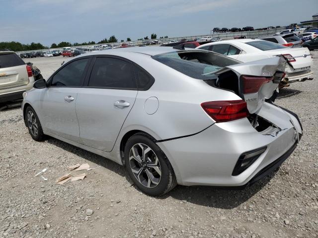 3KPF24AD7ME414774 - 2021 KIA FORTE FE SILVER photo 2