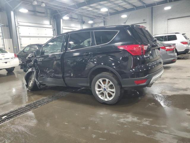 1FMCU0GD0KUB67170 - 2019 FORD ESCAPE SE შავი ფოტო 2