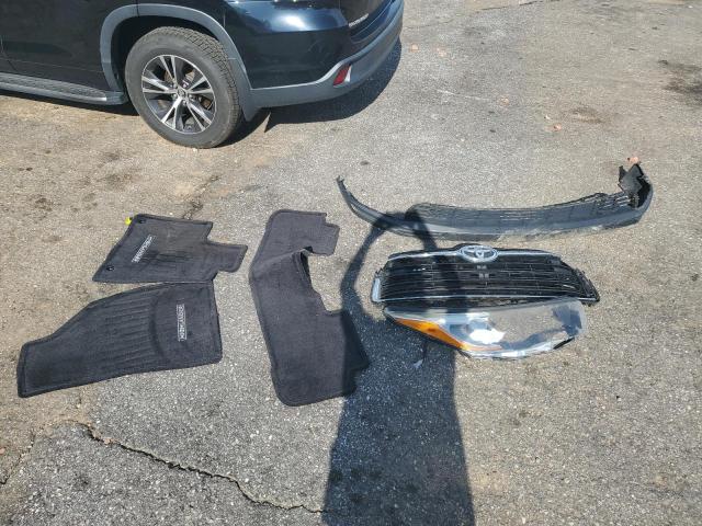 5TDKKRFH1GS507260 - 2016 TOYOTA HIGHLANDER XLE BLACK photo 12