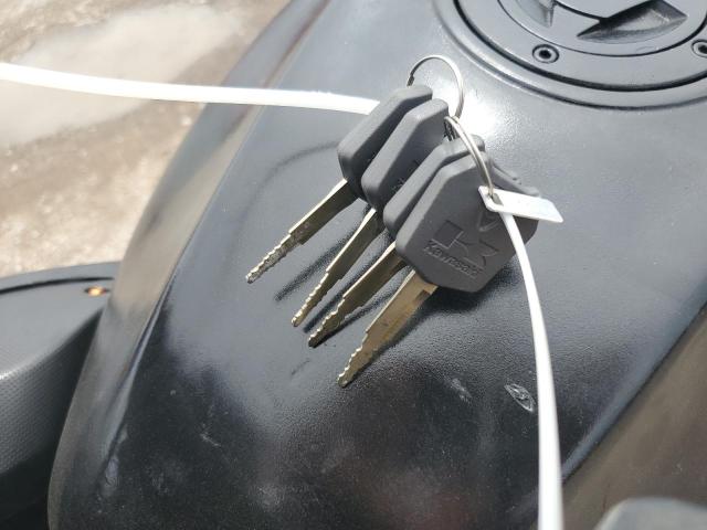 JKAEXEA186A009712 - 2006 KAWASAKI EX650 A6F BLACK photo 8