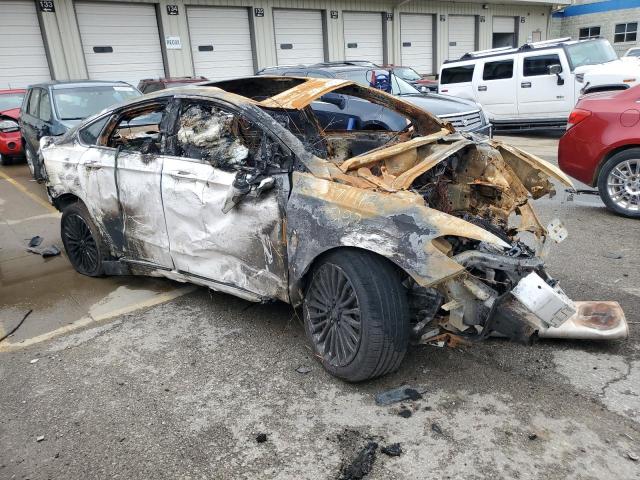 3FA6P0HD8HR341869 - 2017 FORD FUSION SE BURN photo 4