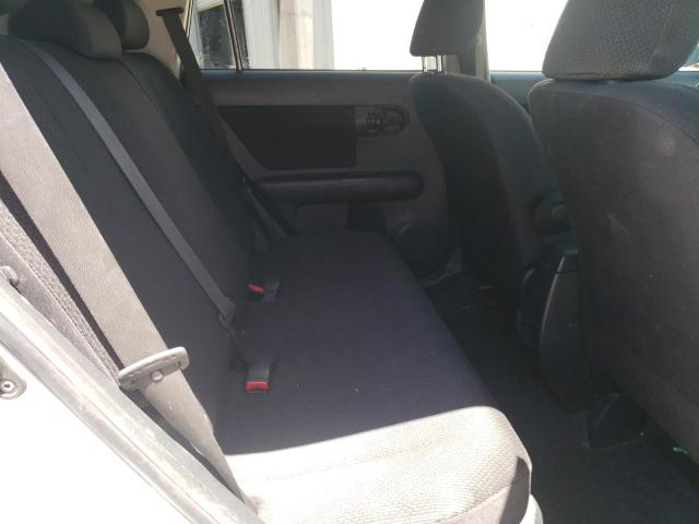 JTLKE50E881017481 - 2008 TOYOTA SCION XB SILVER photo 10